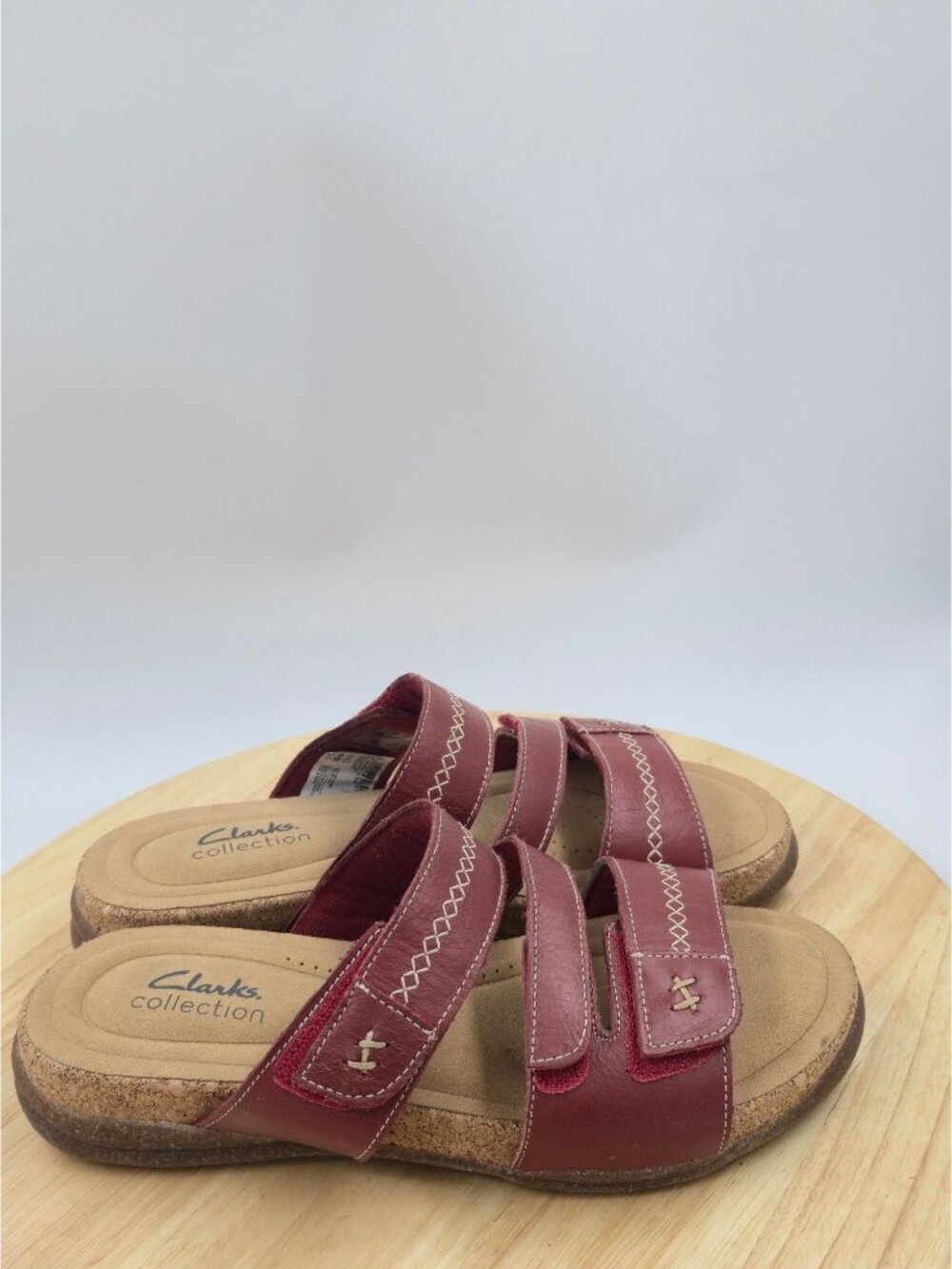 Clarks Roseville Bay Red Leather Sandals Womens sz 8M